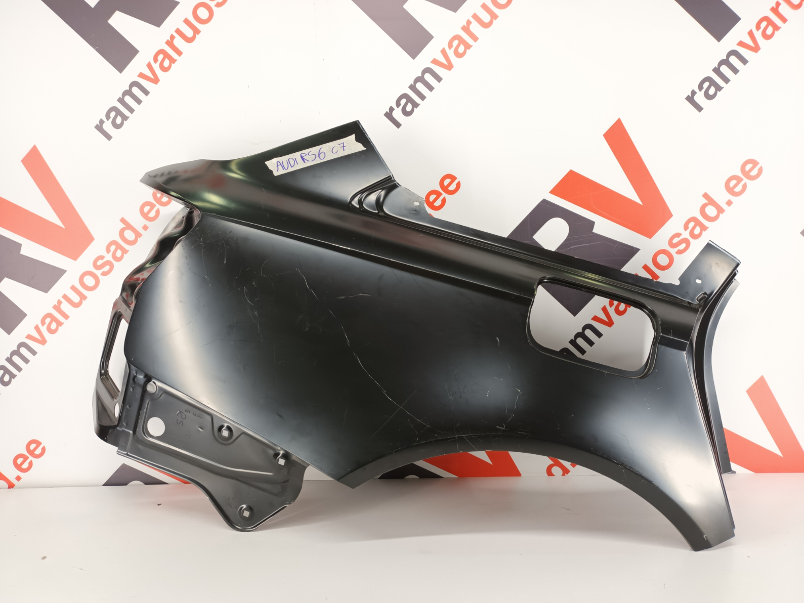 Audi RS6 C7 tagatiib / rear fender