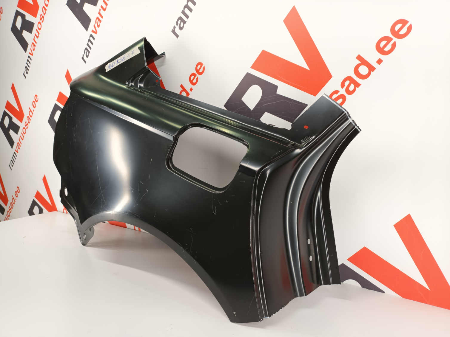 Audi RS6 C7 tagatiib / rear fender - pilt 3