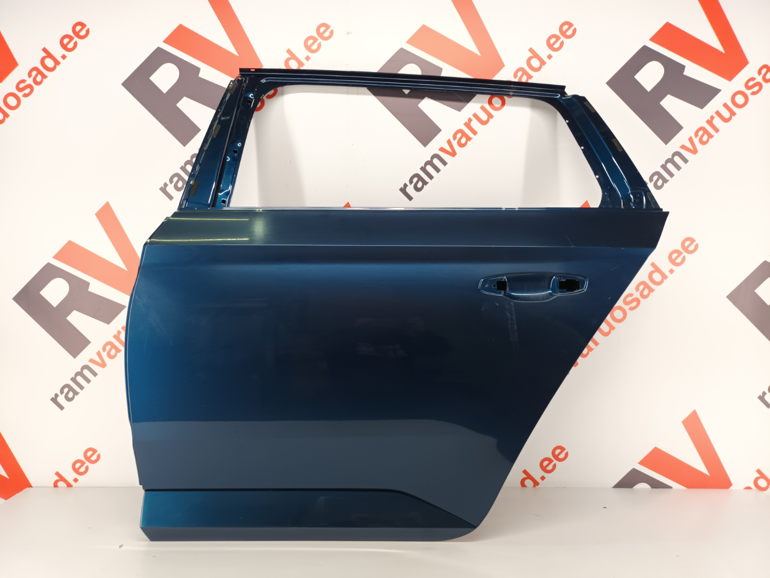 Skoda Superb tagauks / rear door