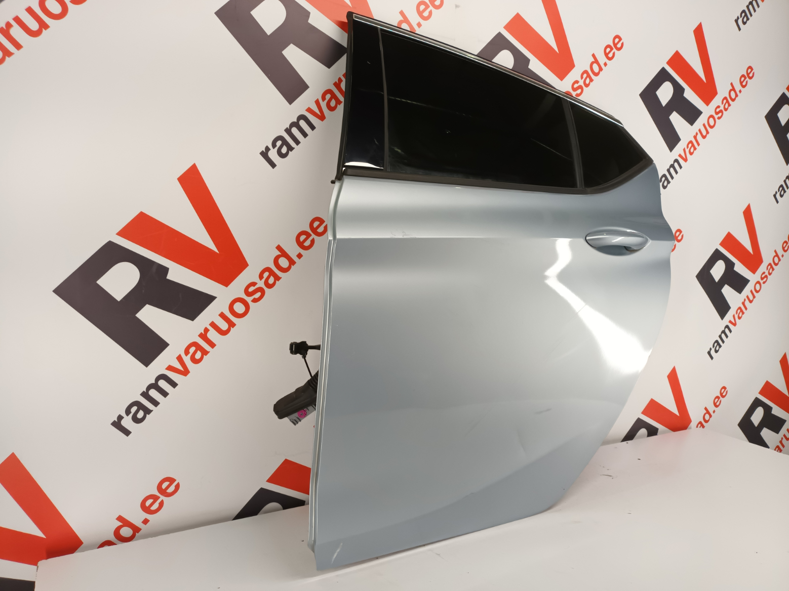 Opel Astra K tagauks / rear door - pilt 2