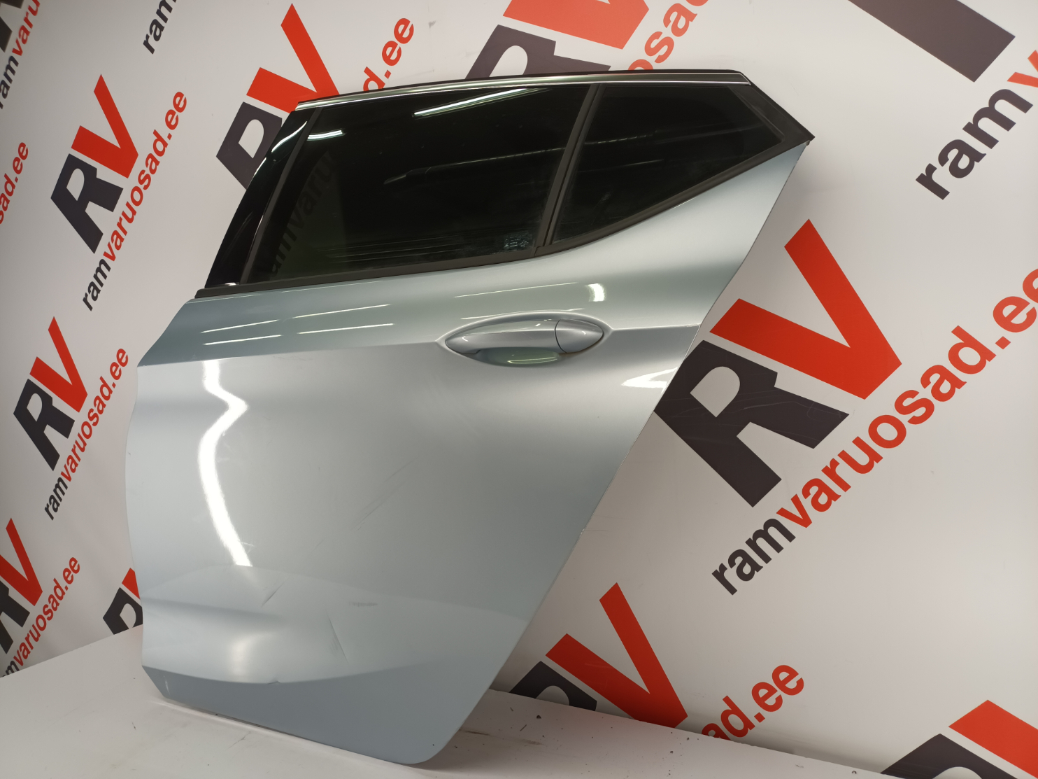 Opel Astra K tagauks / rear door - pilt 3