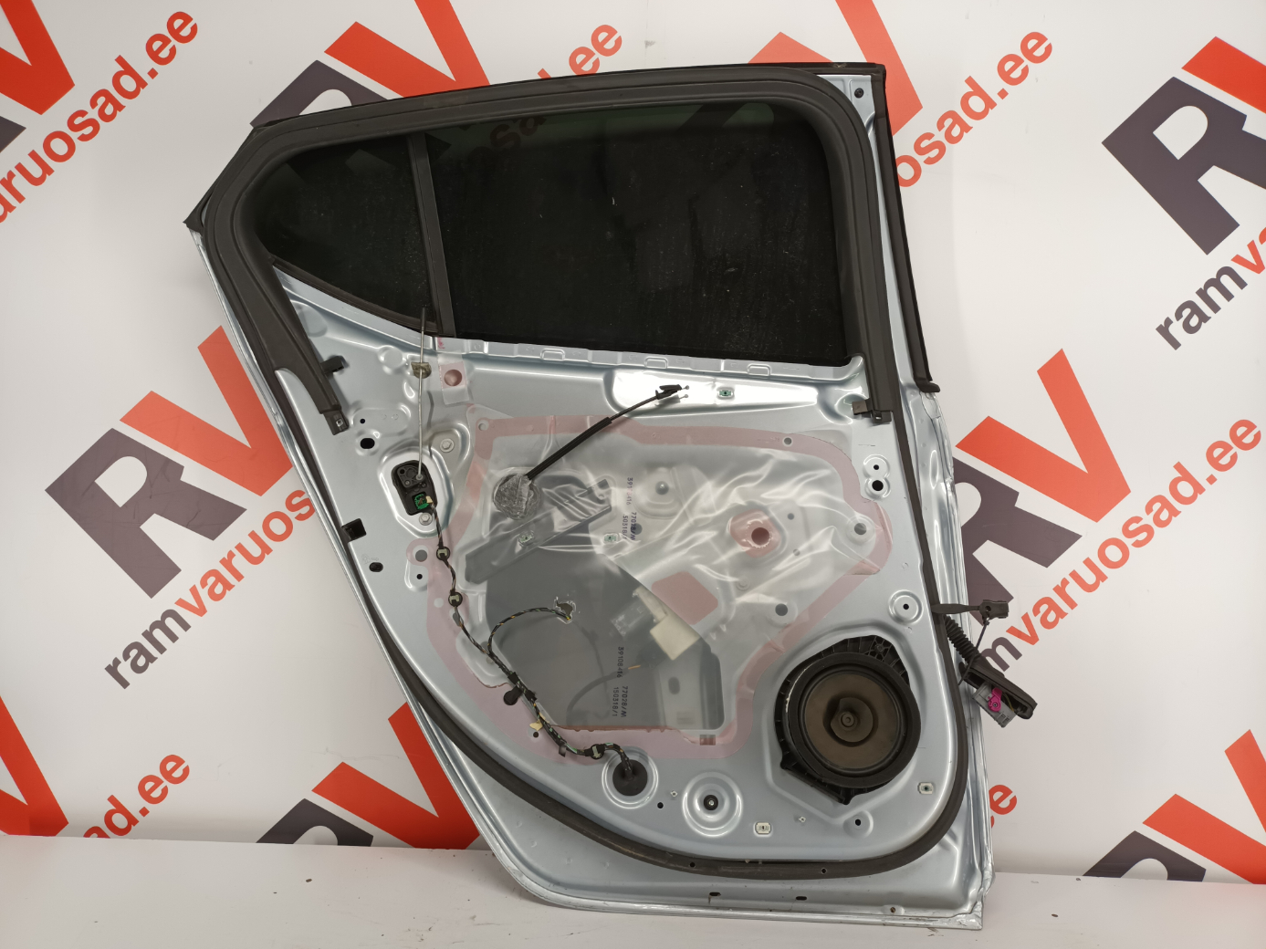 Opel Astra K tagauks / rear door - pilt 4