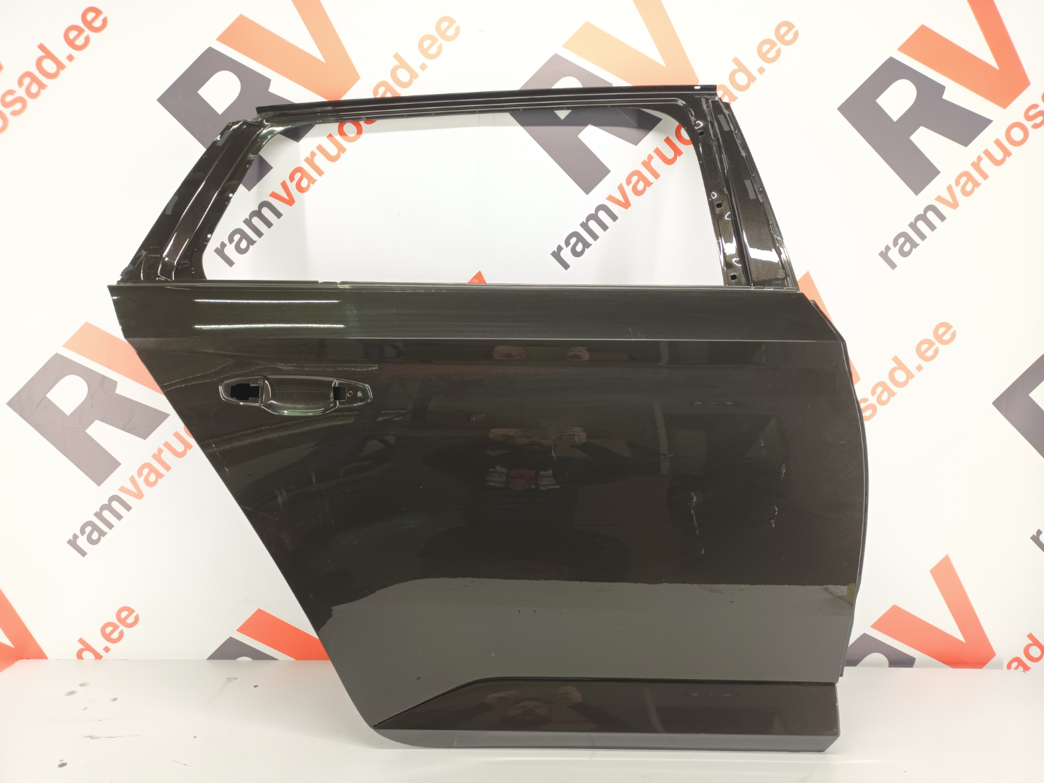 Skoda Superb tagauks / rear door