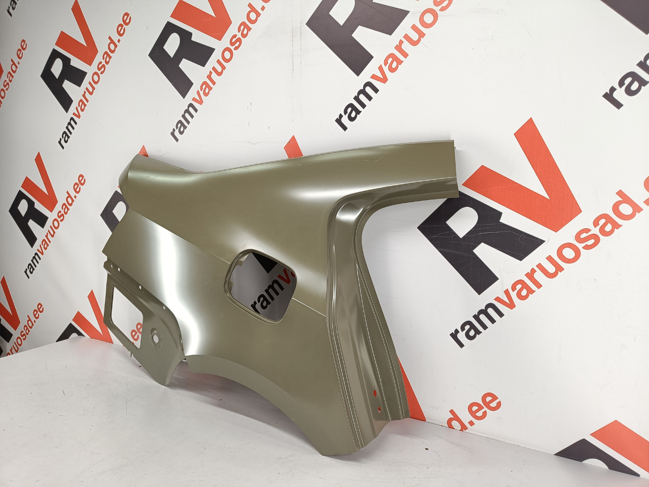Skoda Octavia III tagatiib / rear fender - pilt 3