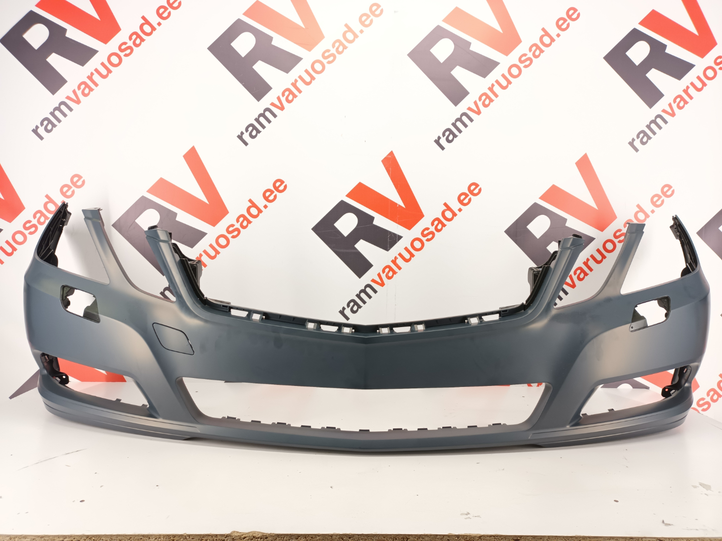 Mercedes W212 esistange / front bumper