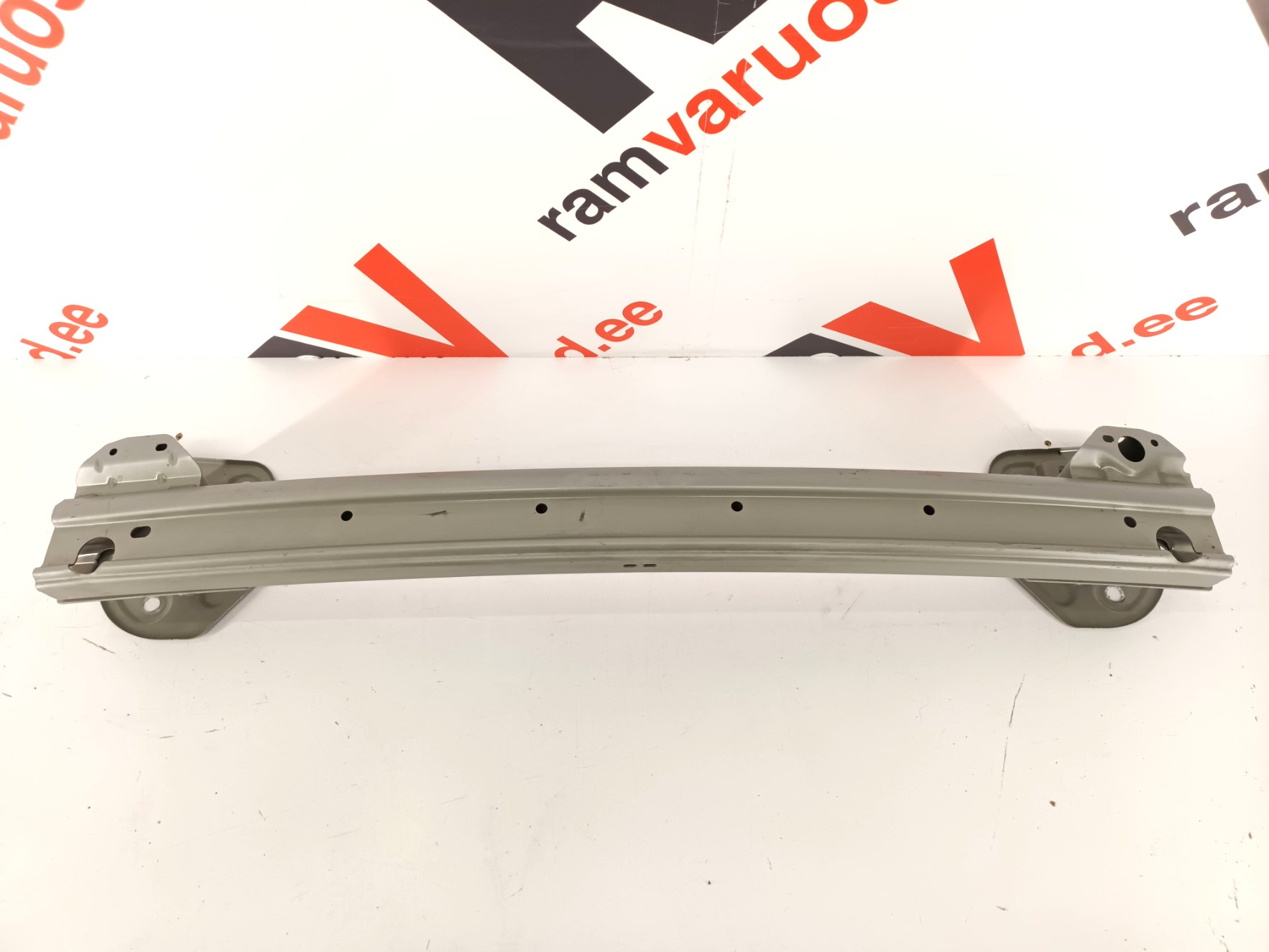Volvo XC60 tagatala / rear support
