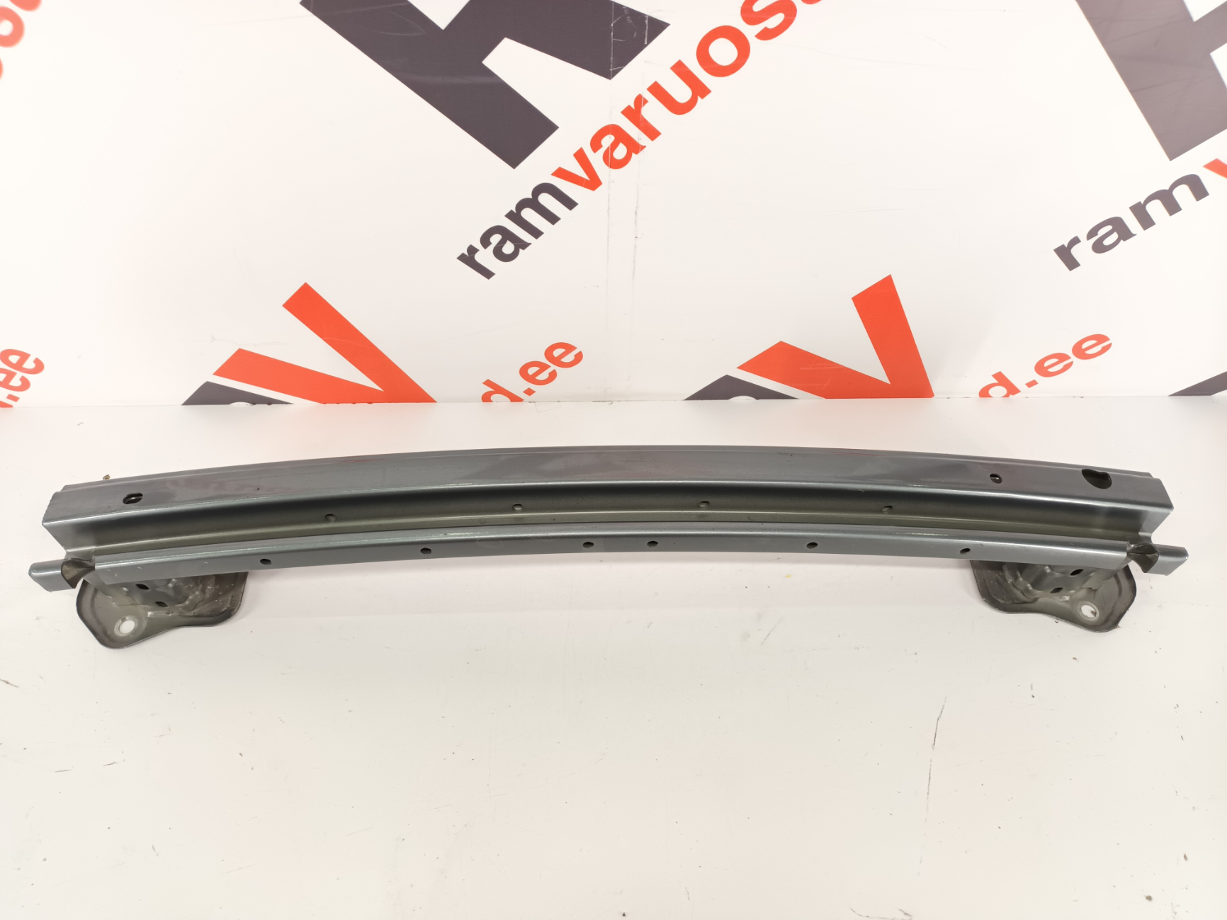 Volvo V90 tagatala / rear support