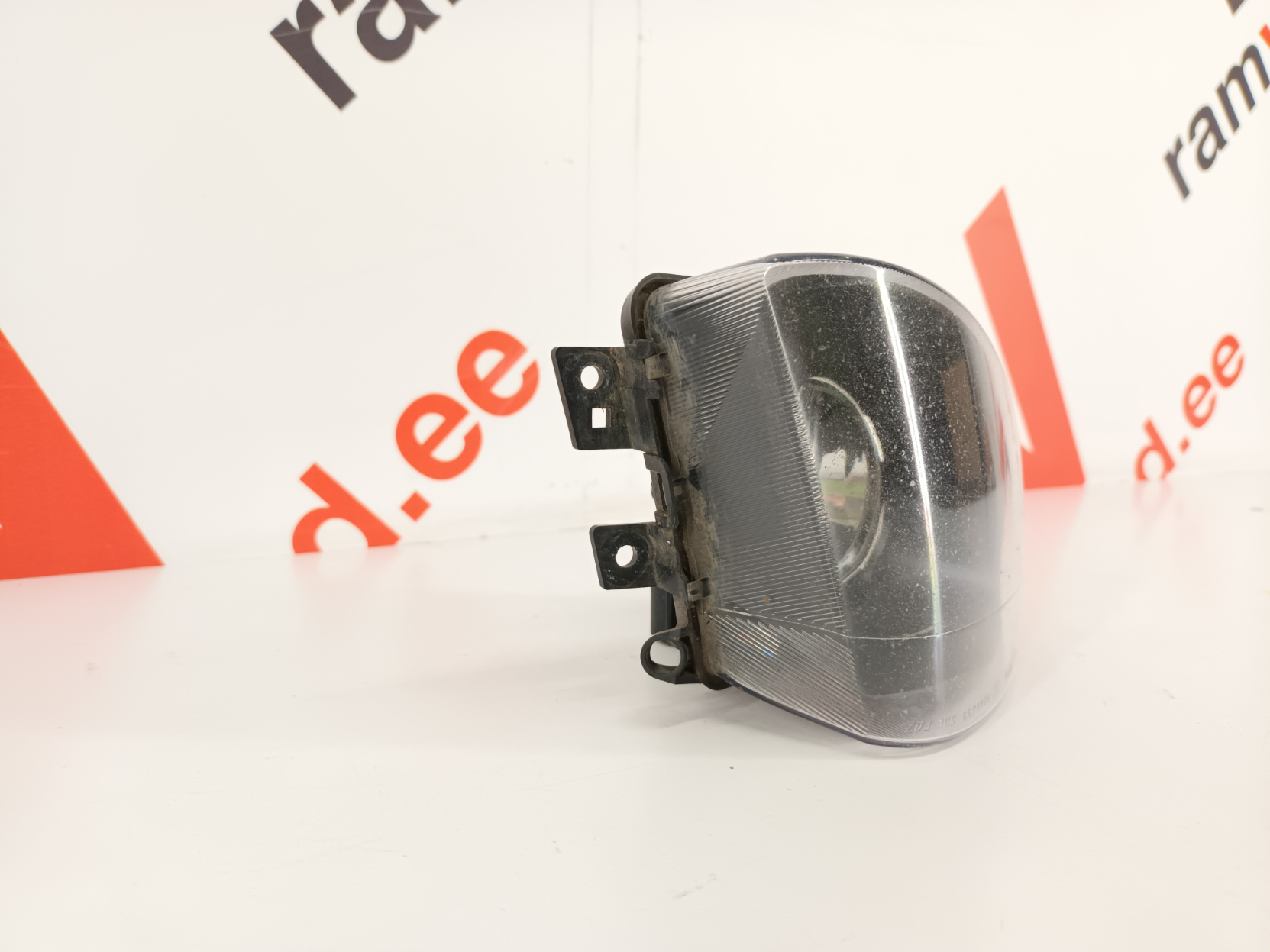 BMW F10 F11 udutuli / fog light - pilt 2
