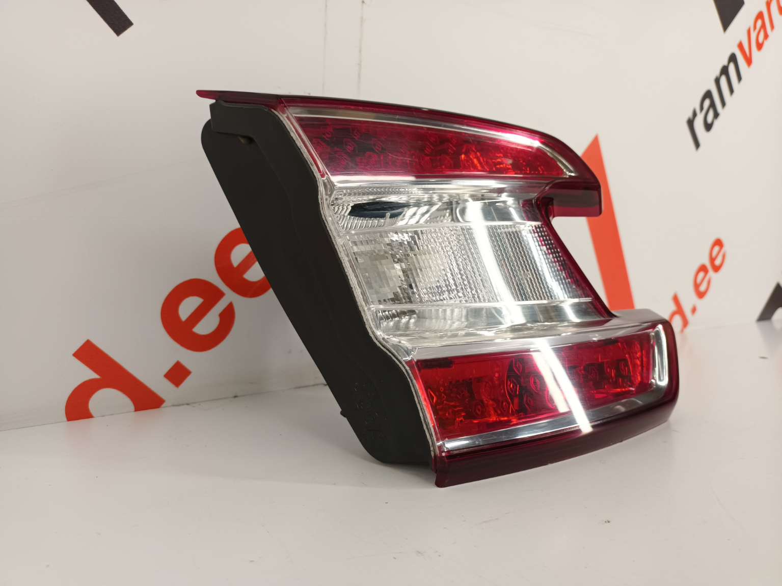 Renault Megane tagatuli / rear light - pilt 2