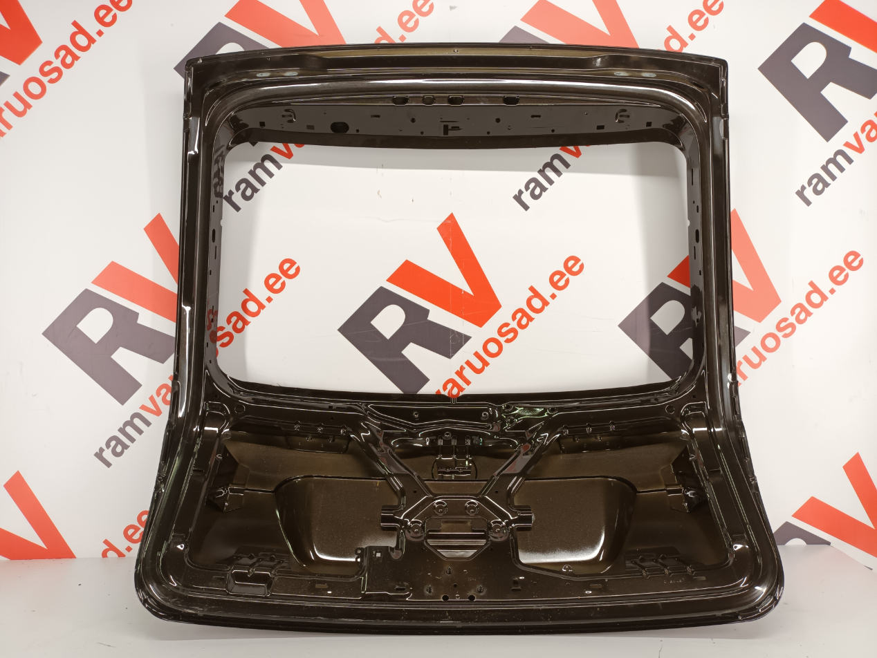 Skoda Superb tagaluuk / trunk lid - pilt 4