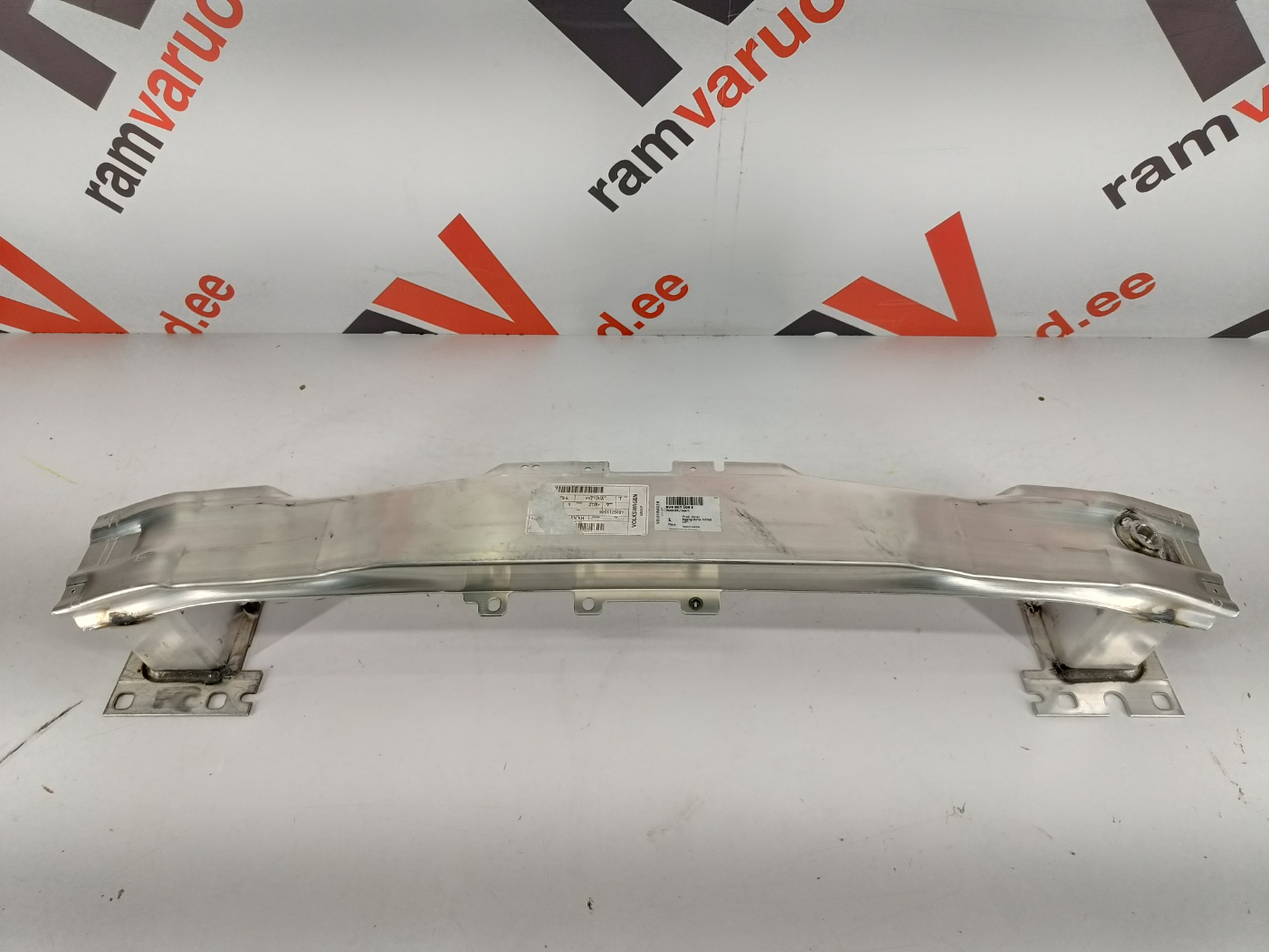 Audi A3 esitala / front support