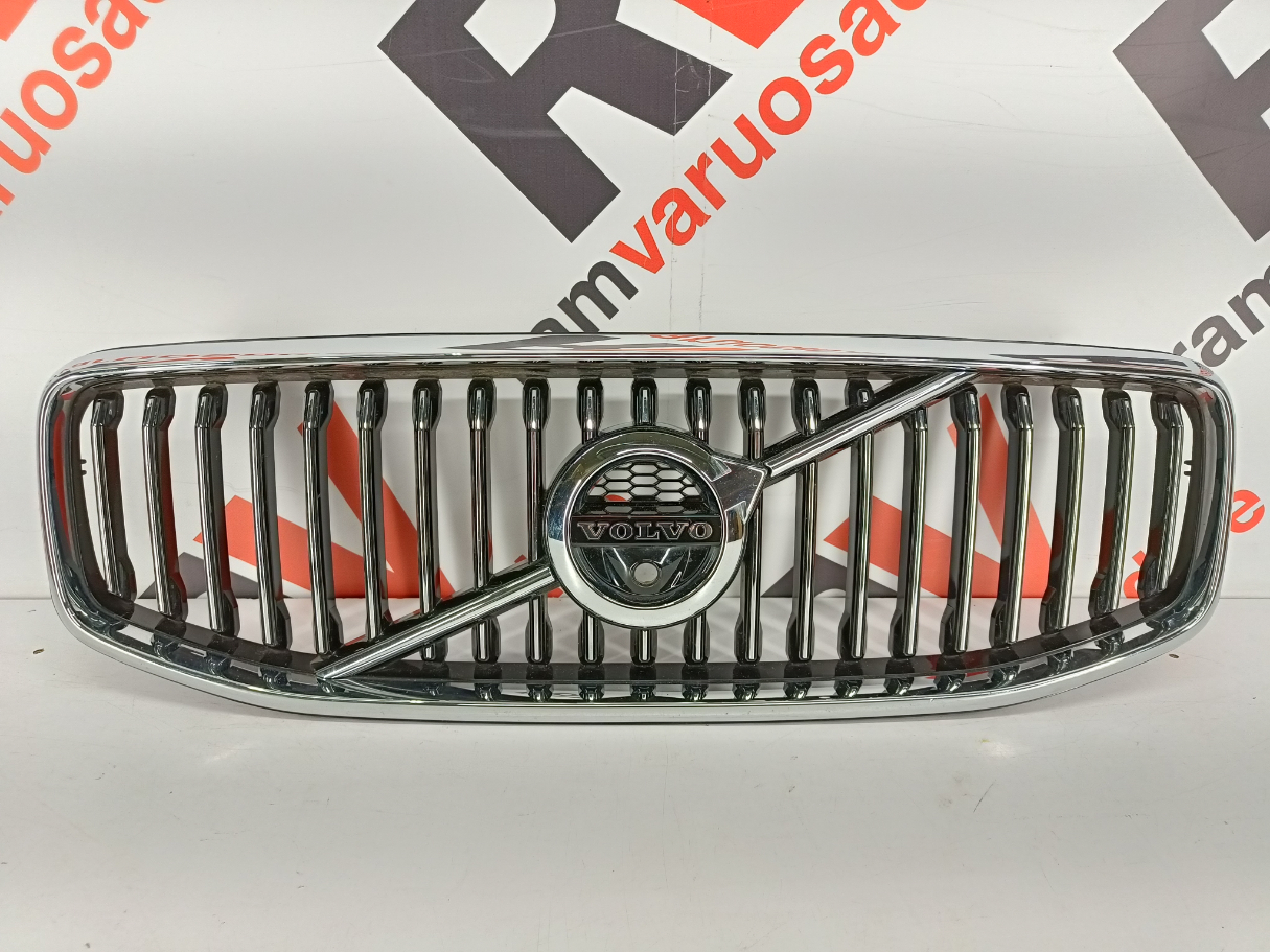 Volvo XC60 iluvõre / Grille