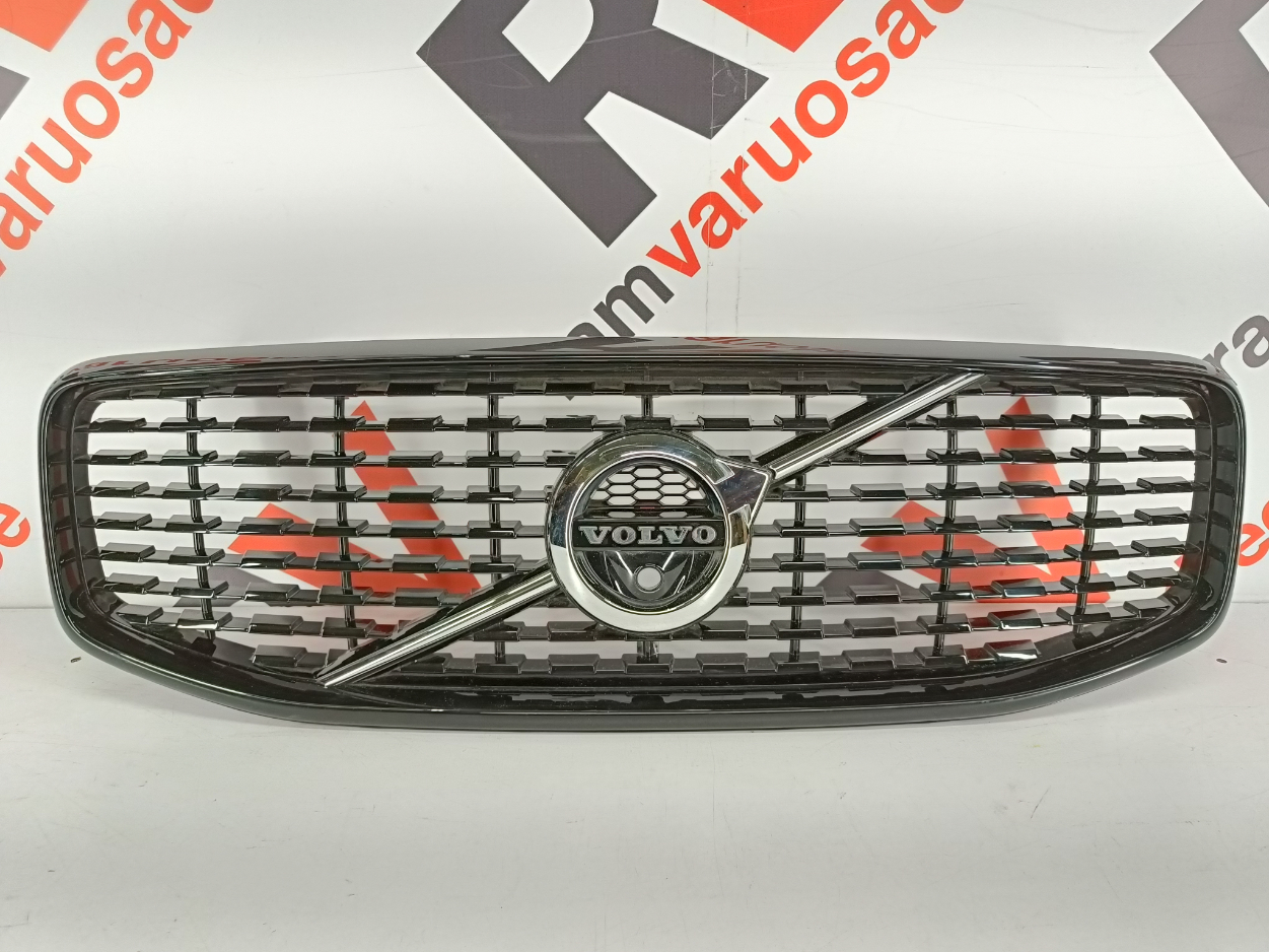 Volvo XC60 iluvõre / Grille