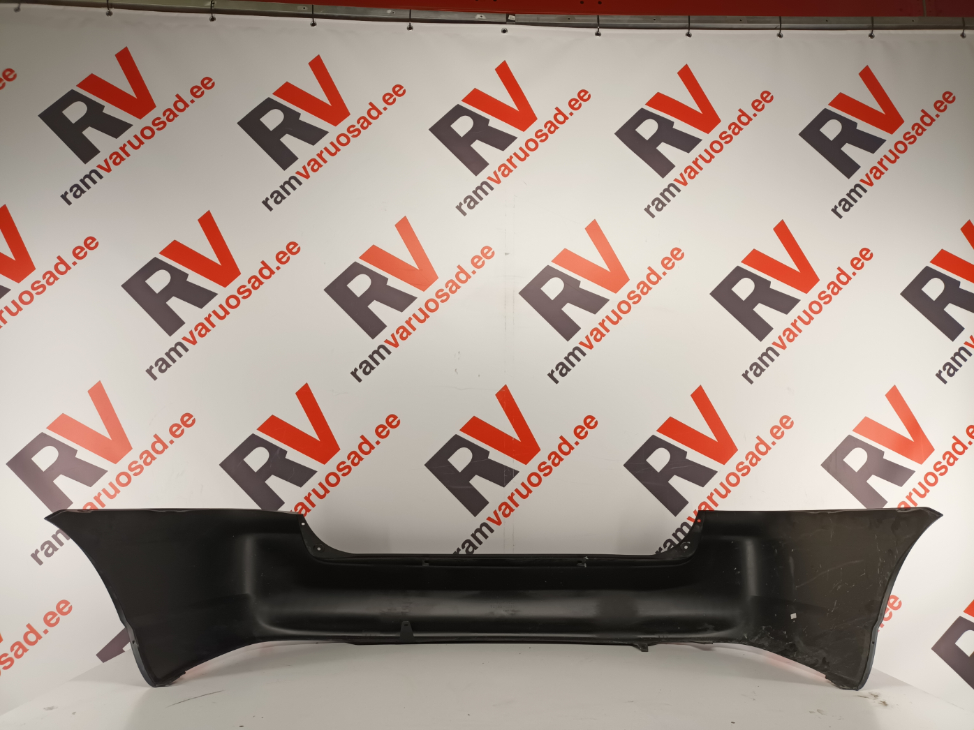 Toyota Corolla tagastange / rear bumper - pilt 4