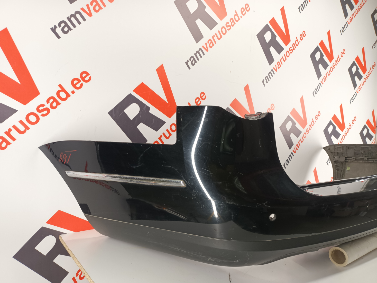 VW Passat B6 tagastange / rear bumper - pilt 2