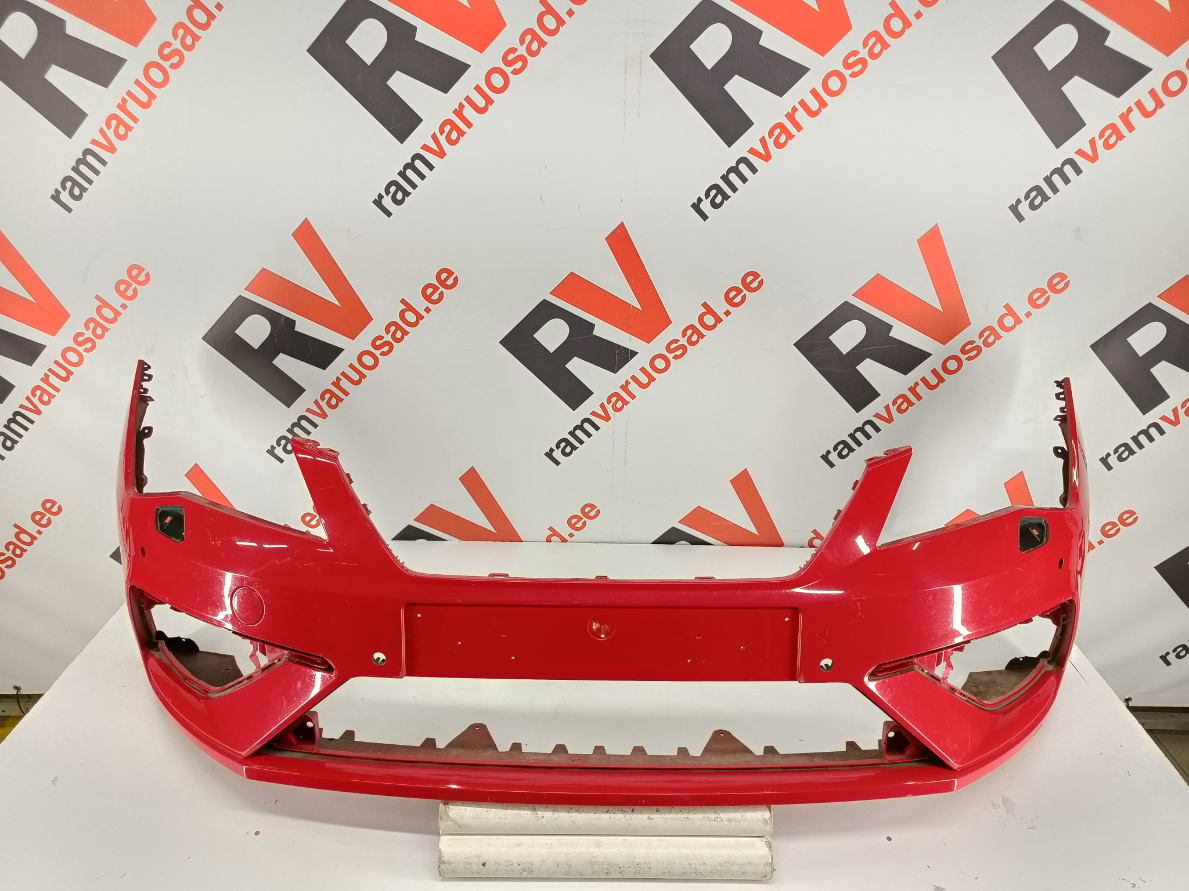 Seat Leon esistange / front bumper
