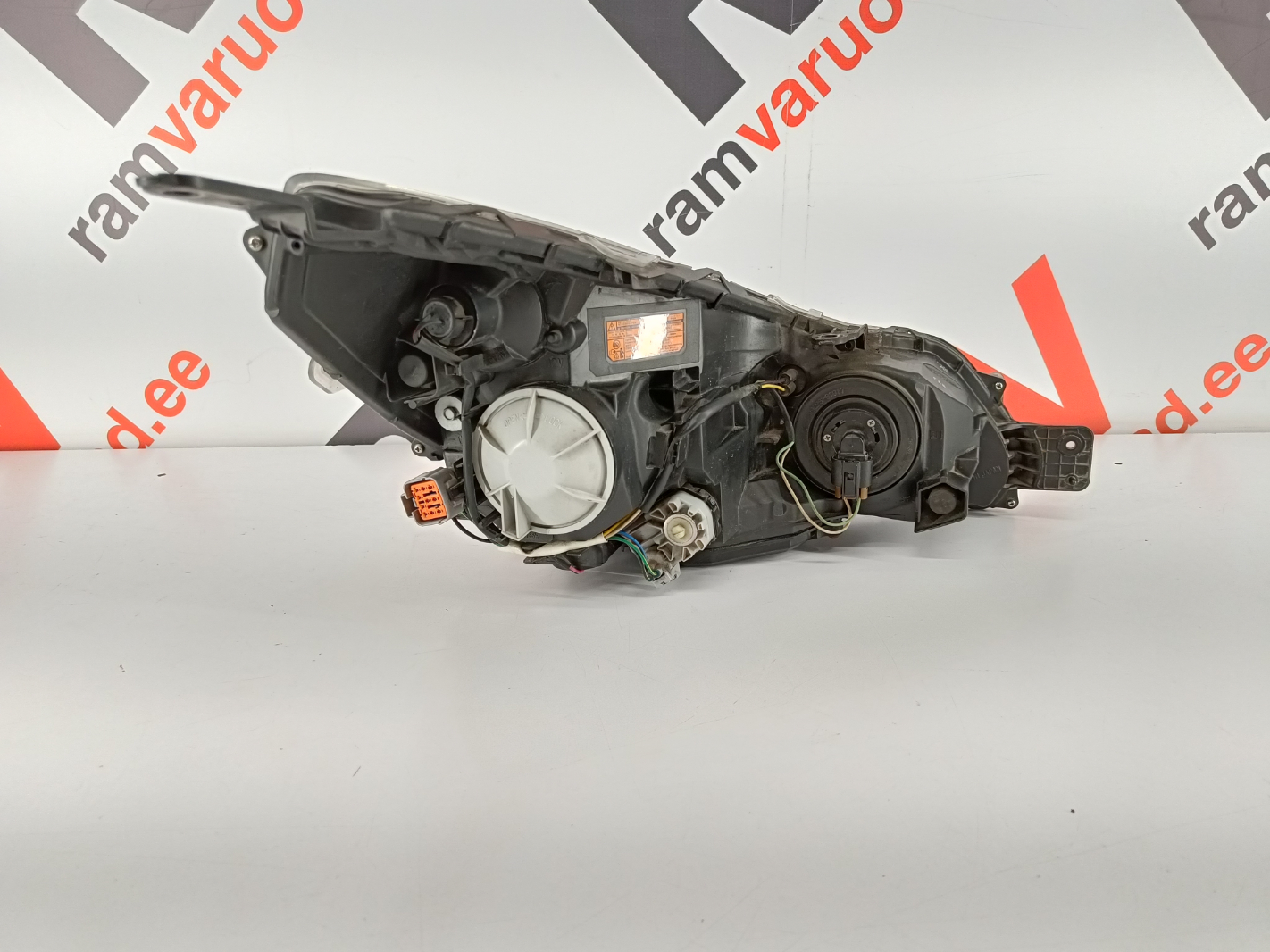 Subaru Outback esituli / headlight - pilt 3