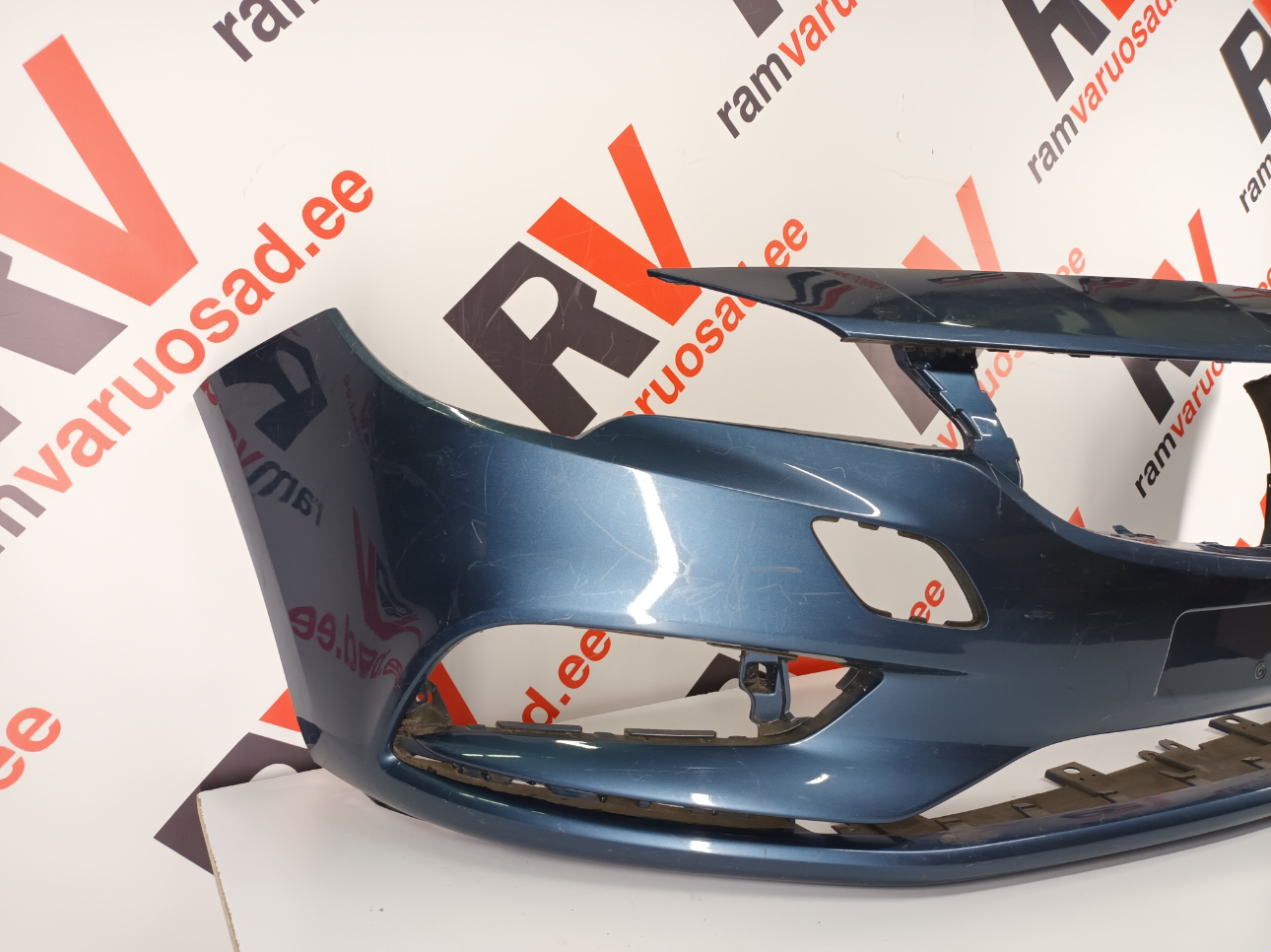 Opel Astra esistange / front bumper - pilt 2