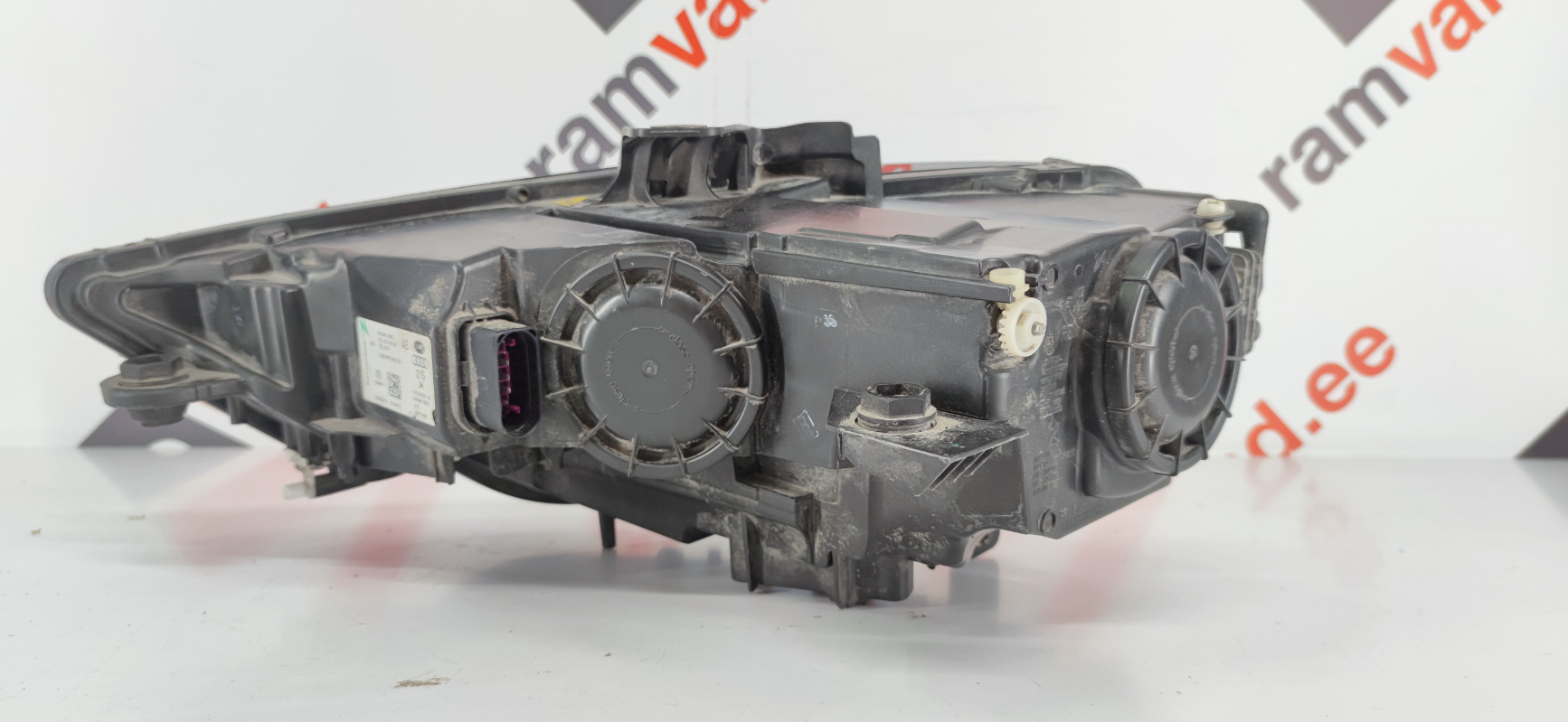 Audi A3 esituli / headlight - pilt 3
