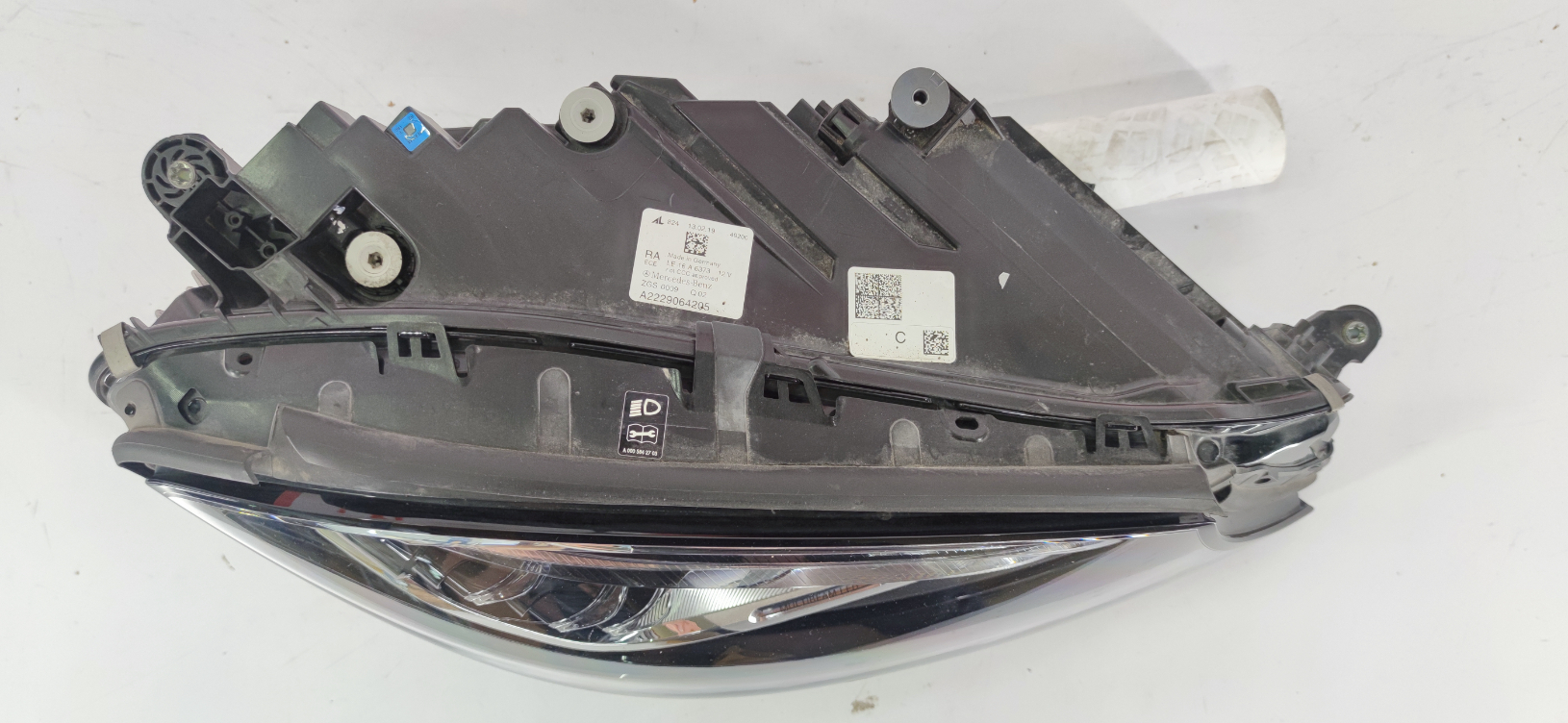 Mercedes W222 esituli / headlight - pilt 2