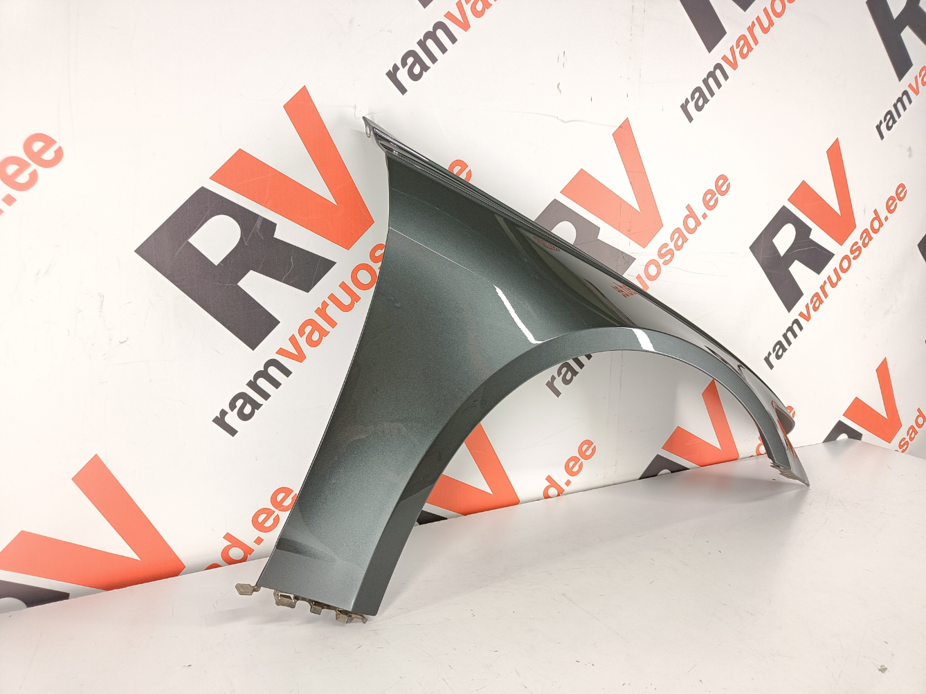 Audi A6 C8 esitiib / front fender - pilt 2