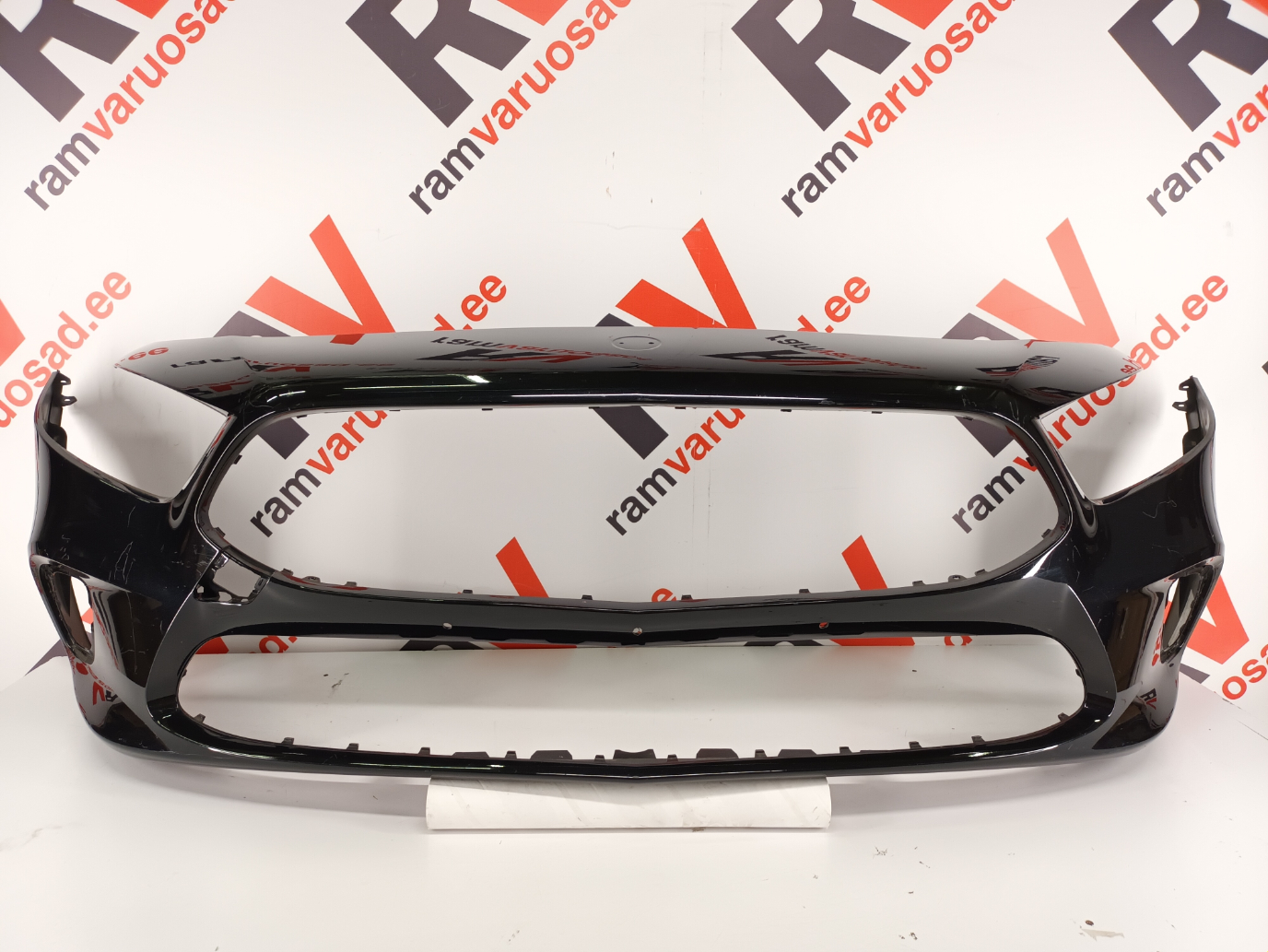 Mercedes A W177 esistange / front bumper