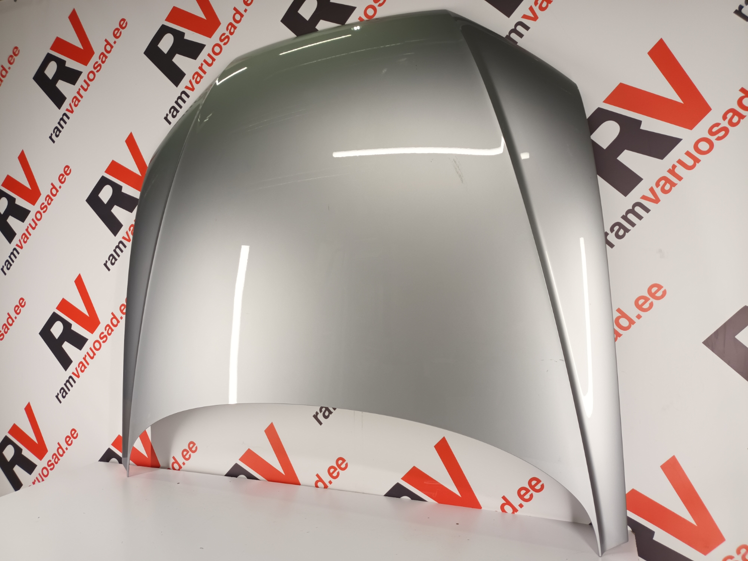 Audi A8 kapott / hood - pilt 3
