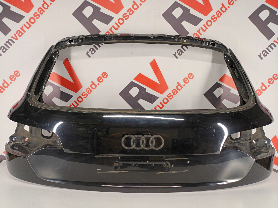Audi Q7 tagaluuk / trunk lid