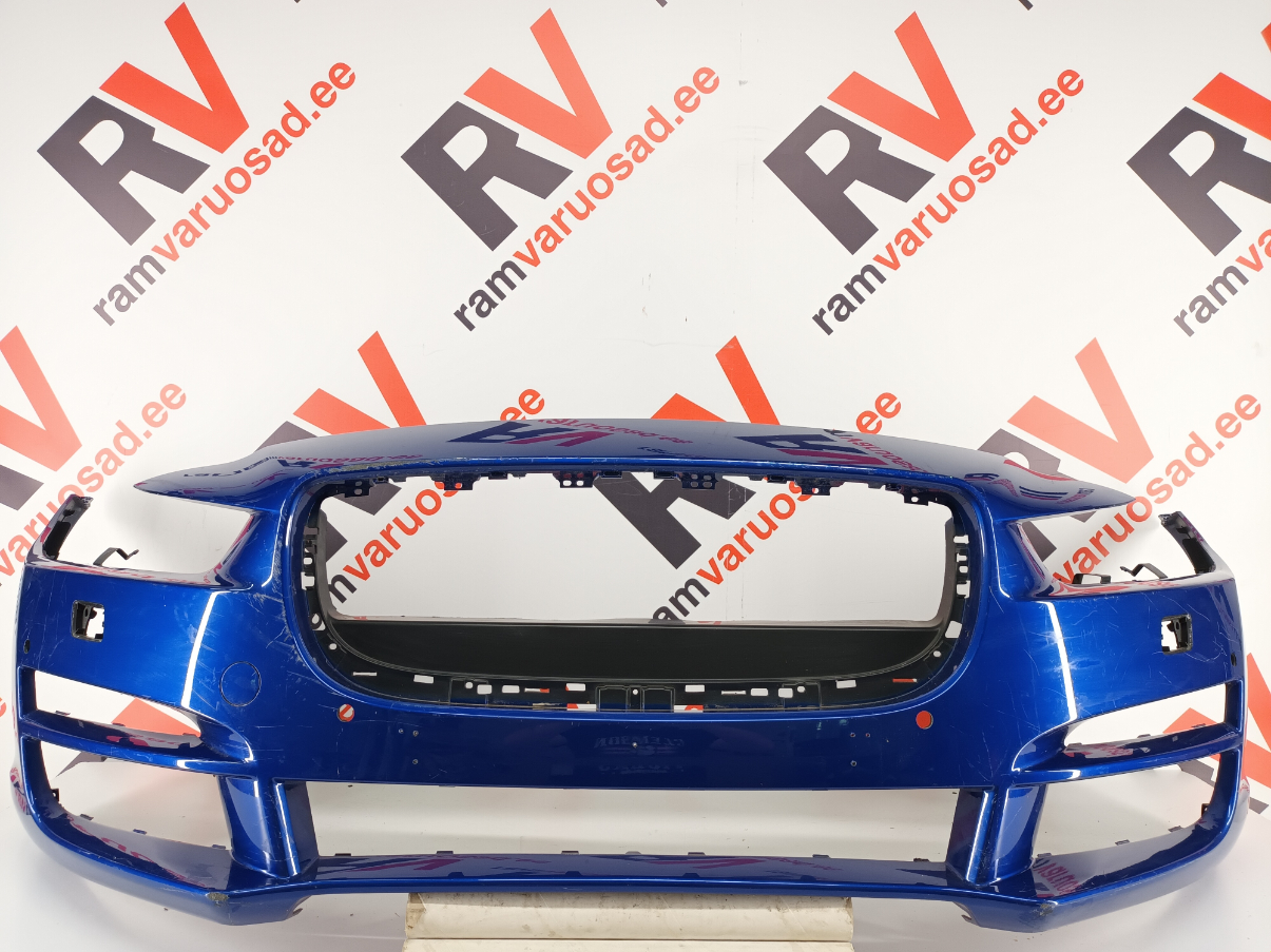 Jaguar XE Esistange/Front bumper
