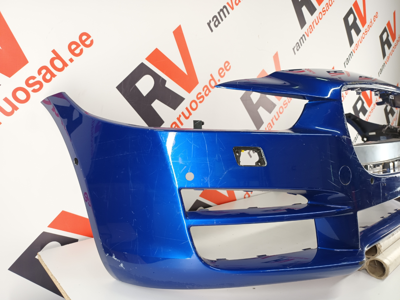 Jaguar XE Esistange/Front bumper - pilt 2