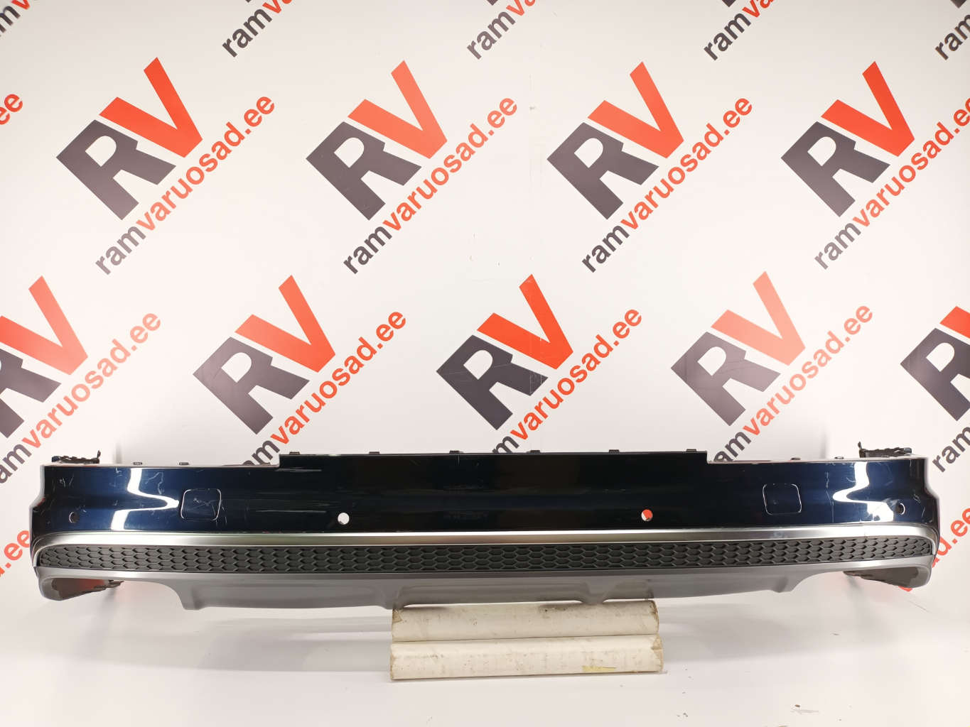 Audi Q7 tagastange / rear bumper