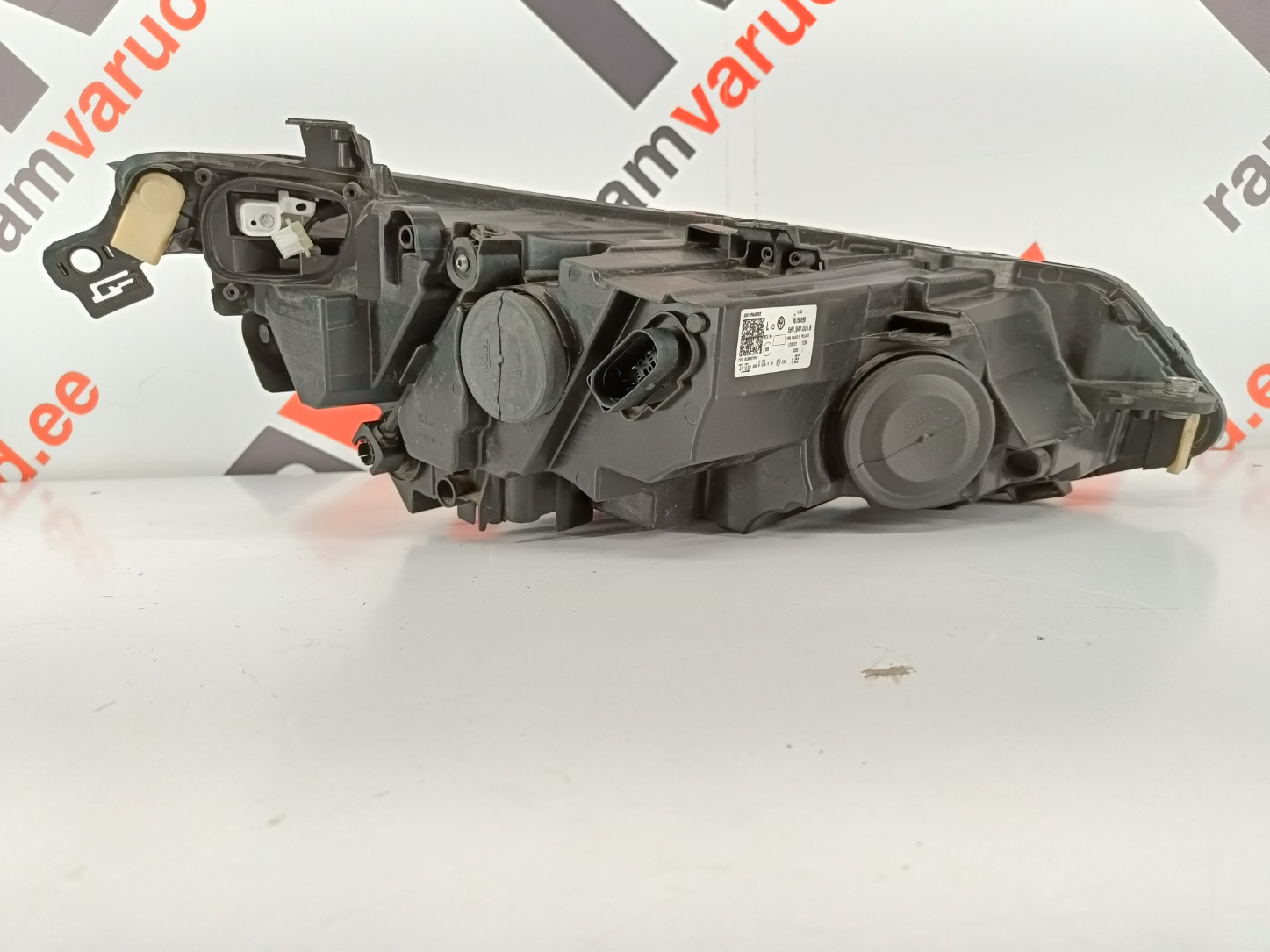 VW Golf esituli / headlight  - pilt 4