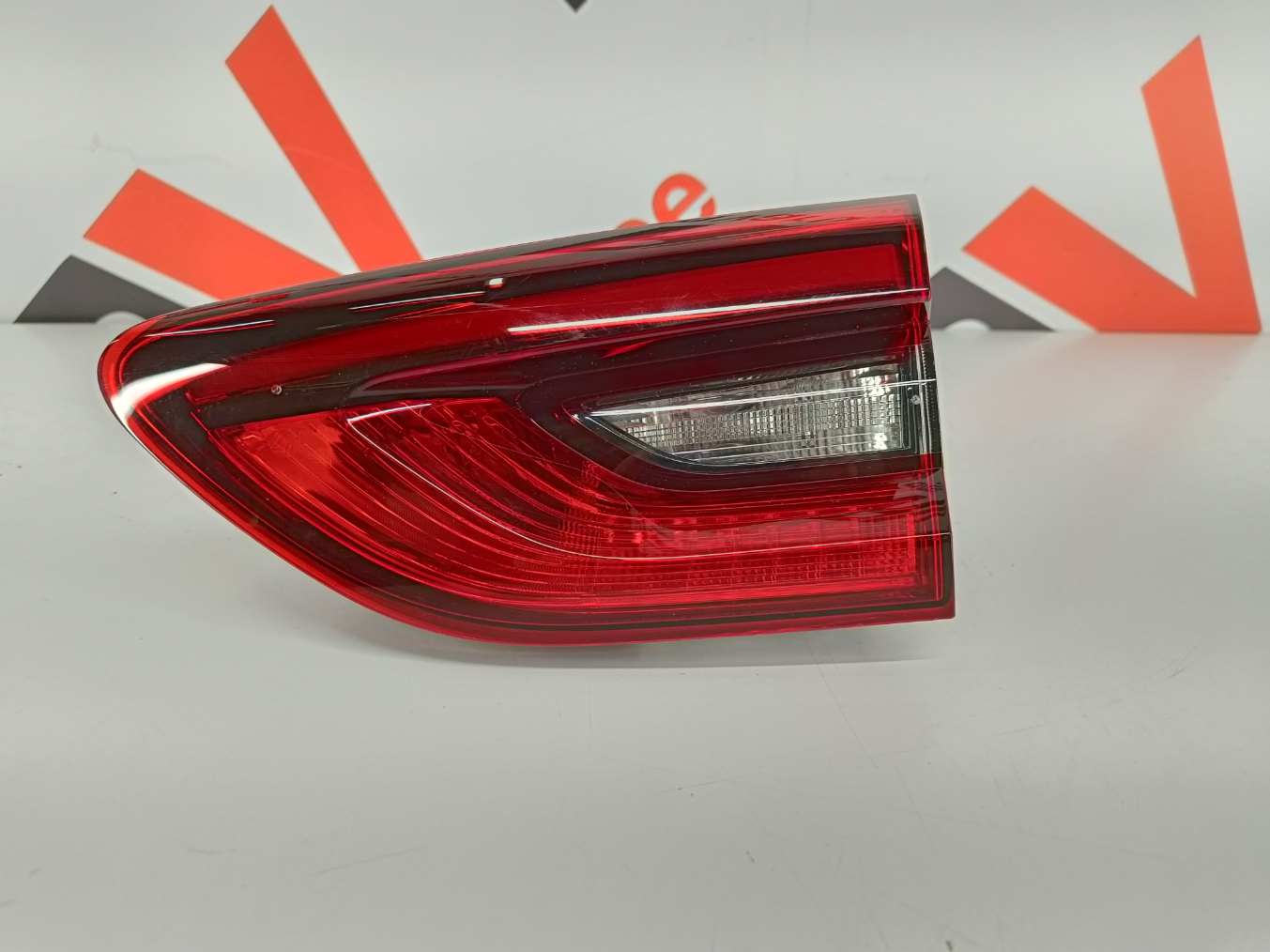 Opel Insignia tagatuli / rear light