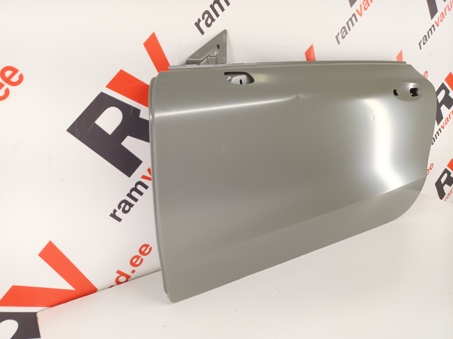 Mercedes E W238 esiuks / front door - pilt 2