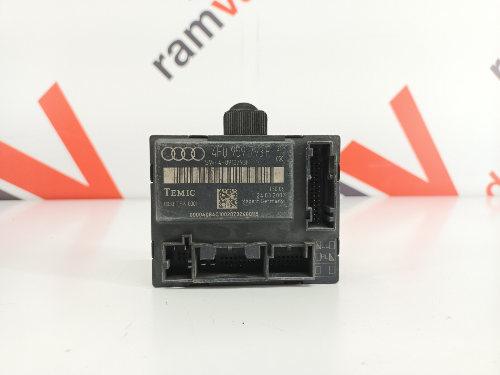Audi A6 C6 module
