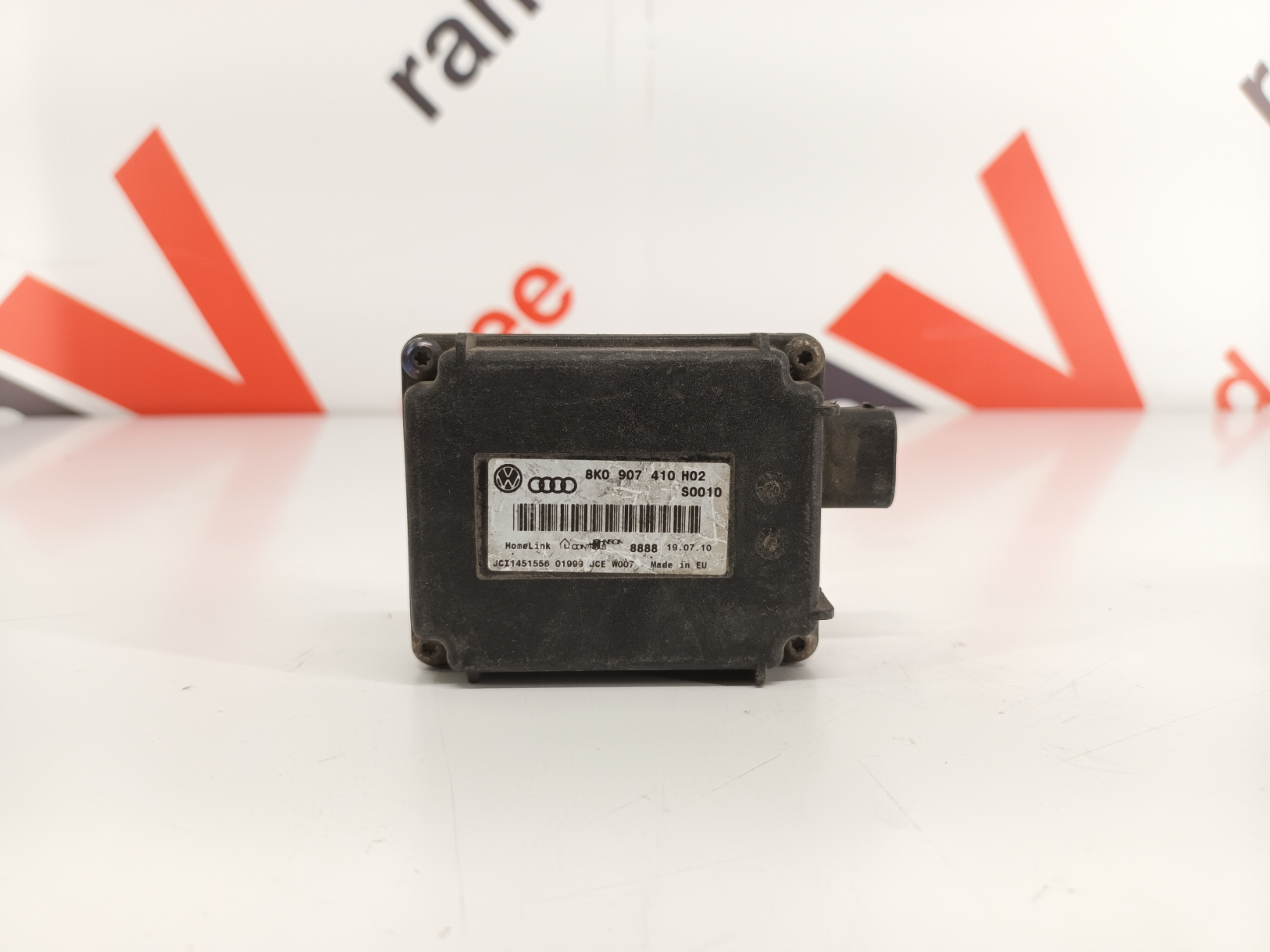 Audi A5 homelink module