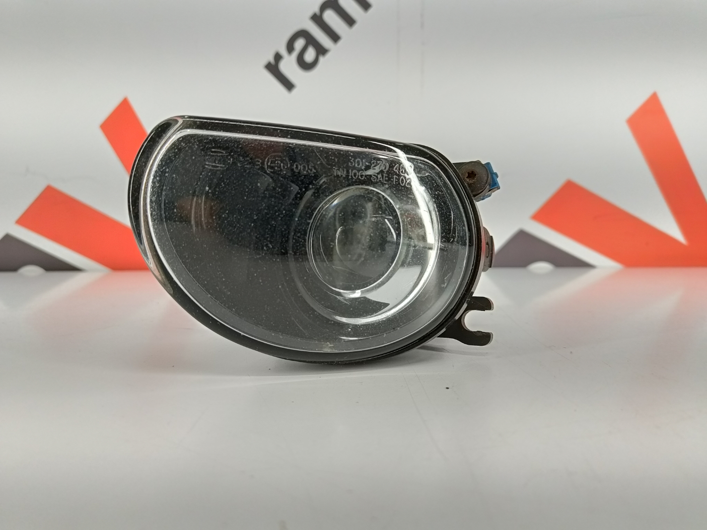 Audi A8 D3 udutuli/ fog light