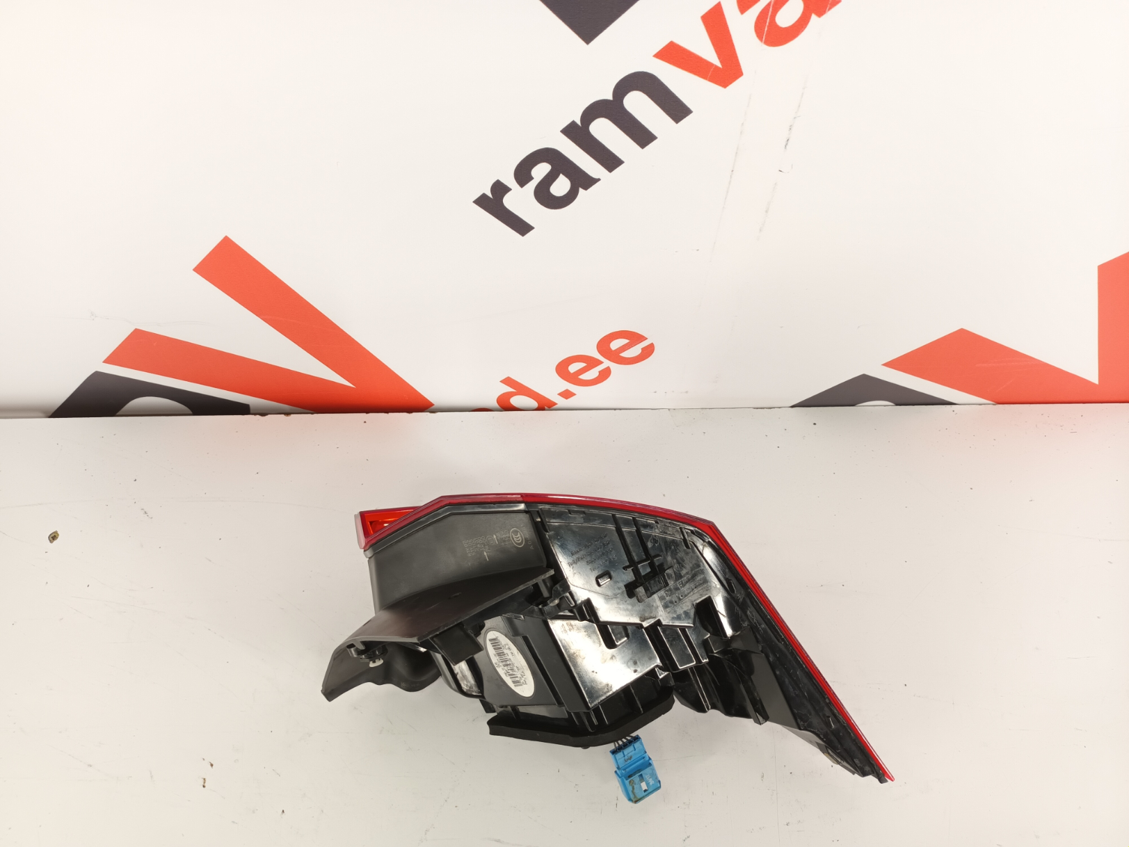 Volkswagen Tiguan tagatuli/ rear light - pilt 3