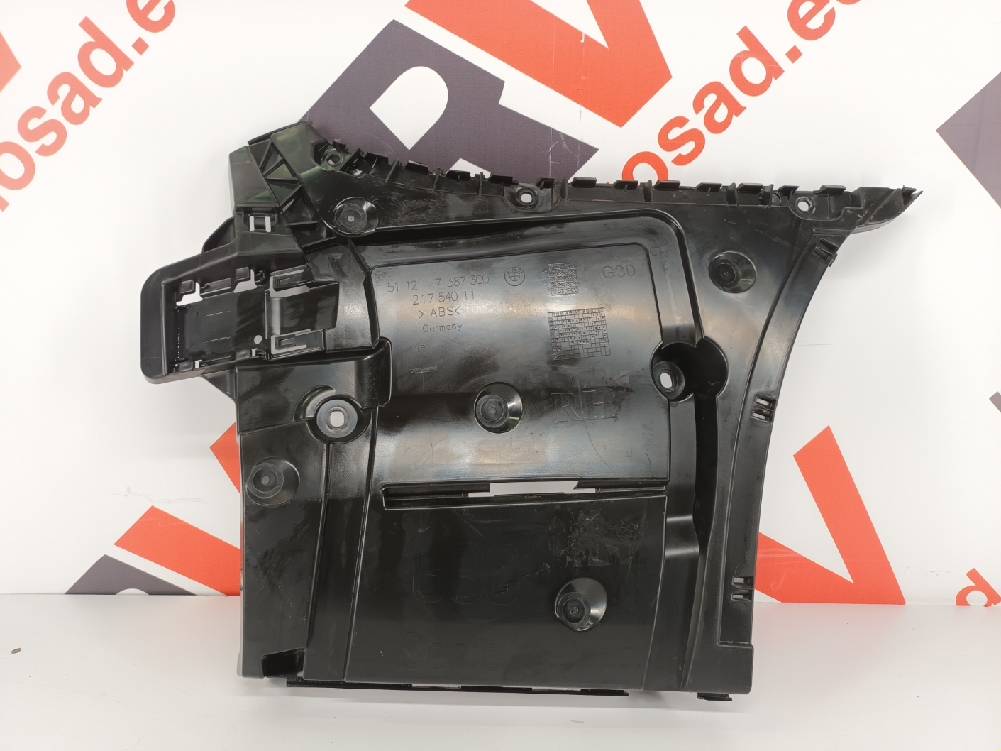 BMW 5 G30 stange kinnitus/ bumper bracket
