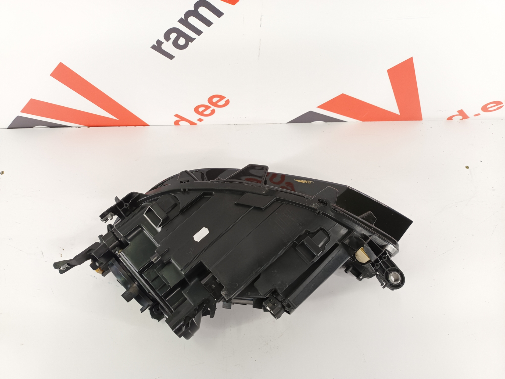 Volkswagen T-Cross esituli/ headlight - pilt 3