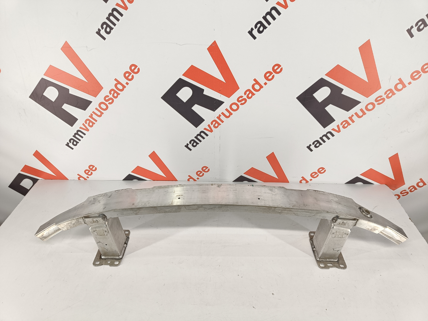 Audi A6 C8 esitala/ front crash bar - pilt 2