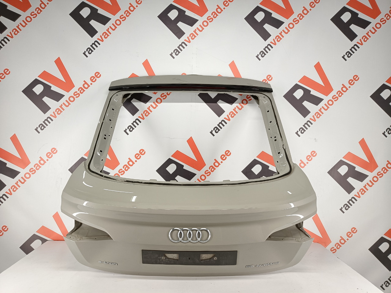 Audi E-Tron sportback tagaluuk/ trunk lid