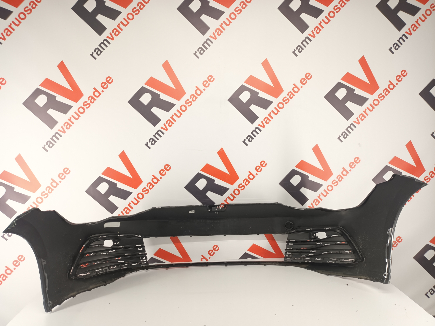 Volkswagen Golf 8 esistange/ front bumper - pilt 4