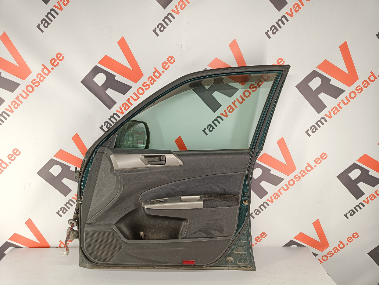 Subaru Forester esiuks/ front door - pilt 4