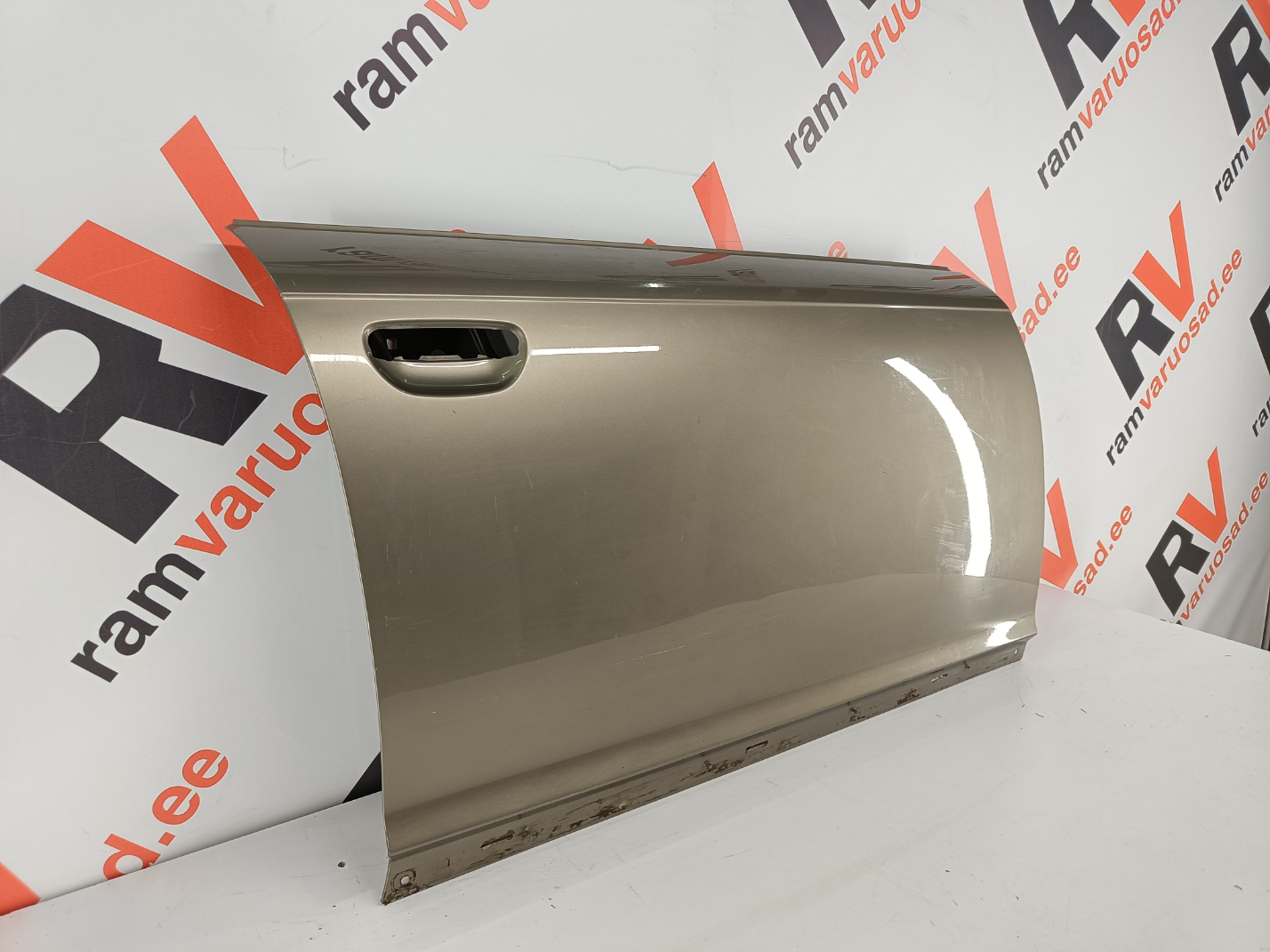 Audi A6 C6 esiuks/ front door - pilt 2