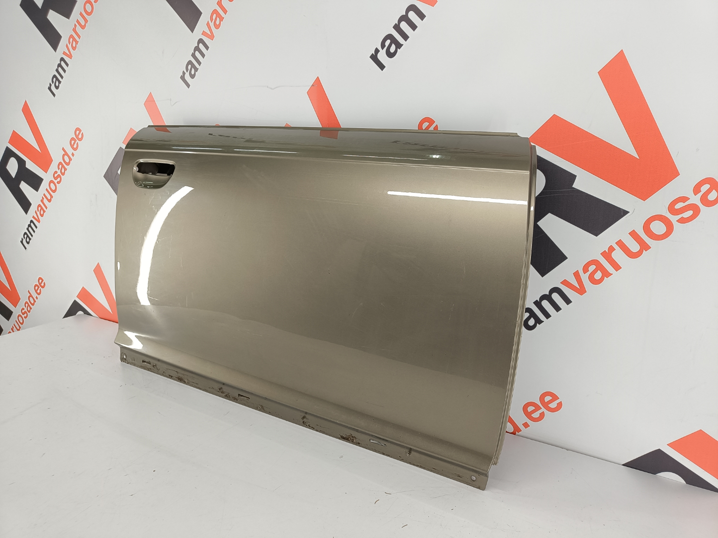 Audi A6 C6 esiuks/ front door - pilt 3