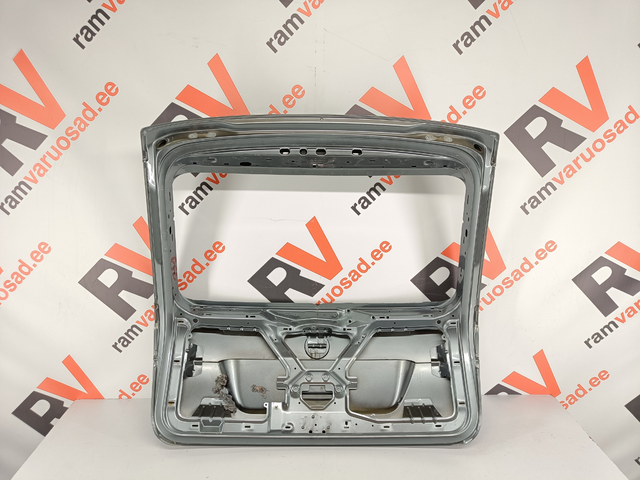 Skoda Superb II tagaluuk/ trunk lid - pilt 4