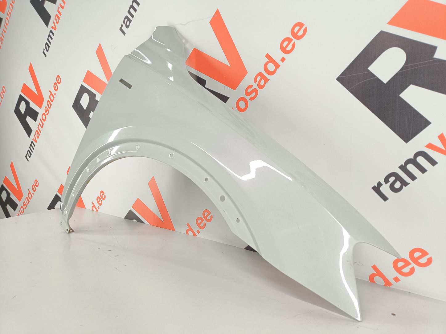 Audi Q3 esitiib/ front fender - pilt 3