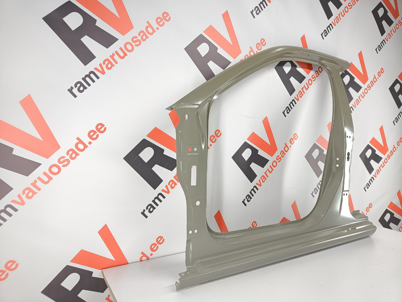 Skoda Scala ukseauk / door frame - pilt 2
