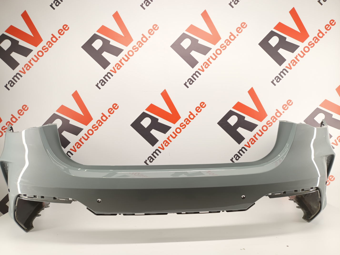 BMW 4 G22 taga stange / rear bumper